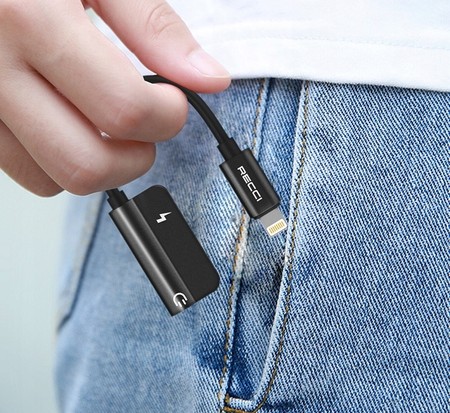 PRZEJŚCIÓWKA ADAPTER 3,5MM AUDIO SŁUCHAWEK AUX + LIGHTNING DO IPHONE RECCI