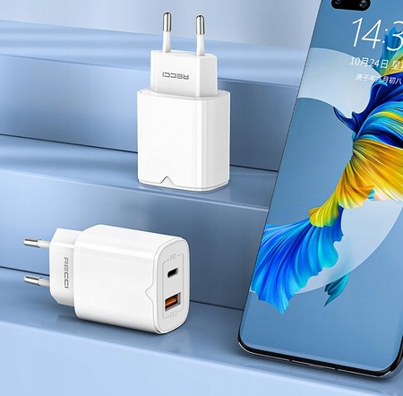 SZYBKA ŁADOWARKA SIECIOWA UNIWERSALNA 20W USB C DO TELEFONU 3A PD QC3 RECCI