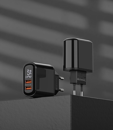 SZYBKA ŁADOWARKA SIECIOWA 18W 2x USB QC 3.0 ZASILACZ Z WYŚWIETLACZEM RECCI
