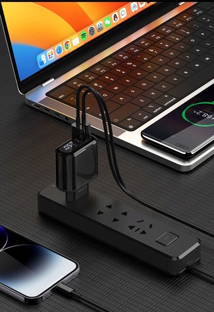 SZYBKA ŁADOWARKA SIECIOWA 18W 2x USB QC 3.0 ZASILACZ Z WYŚWIETLACZEM RECCI