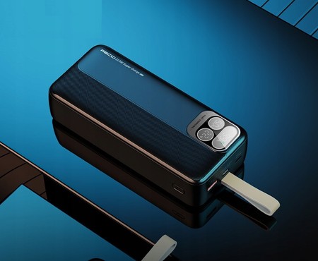 SZYBKI POWERBANK 30000MAH 22,5W 3A PD Z WBUDOWANYMI KABLAMI Z EKRANEM RECCI
