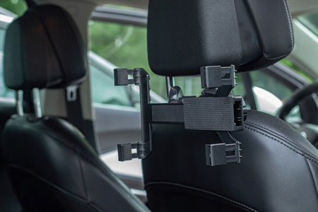 UCHWYT DO SAMOCHODU DO ZAGŁÓWKA DO TABLETU TABLETA MOCNY ROZKŁADANY