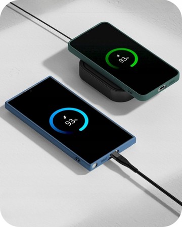 ETUI MERCURY SILIKON CASE DO iPHONE 16 PRO DO MAG SAFE Z MIKROFIBRĄ